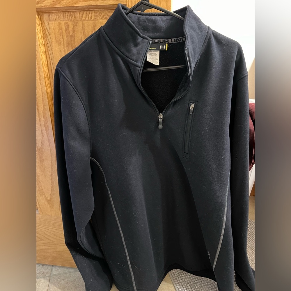Black underarmor pullover